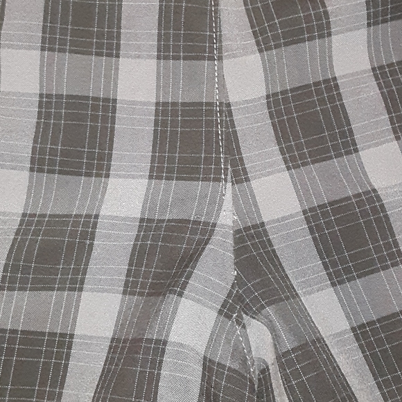 Hurley Plaid Shorts - Picture 6 of 6